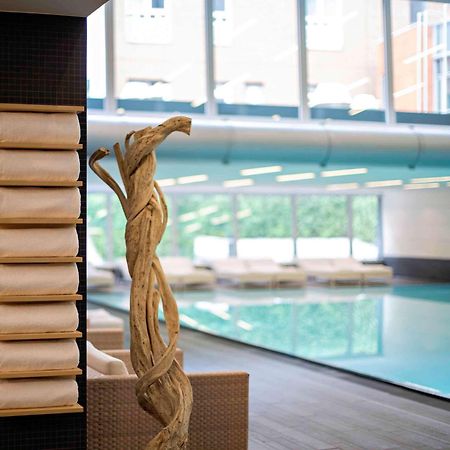 Hotel Pullman Berlin Schweizerhof Exterior foto The swimming pool at the University of St Andrews