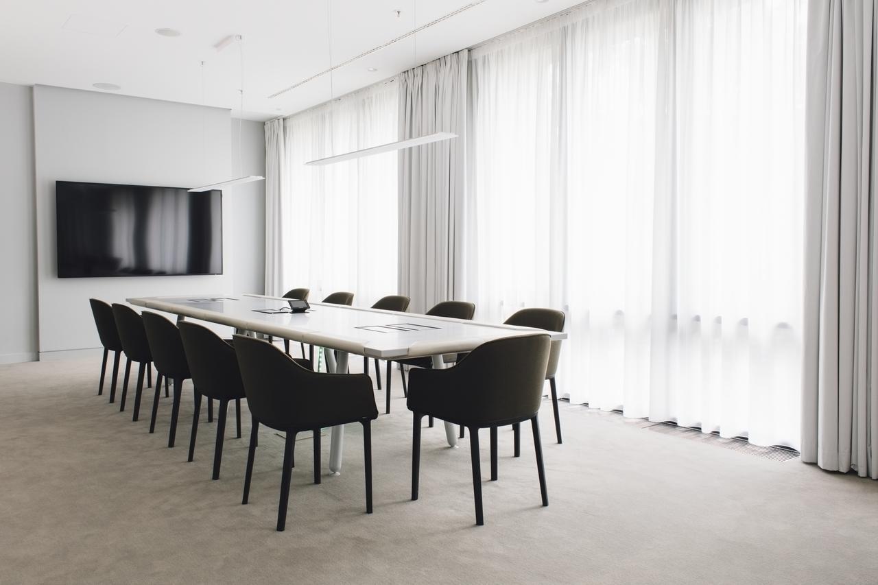 Hotel Pullman Berlin Schweizerhof Exterior foto Meeting room